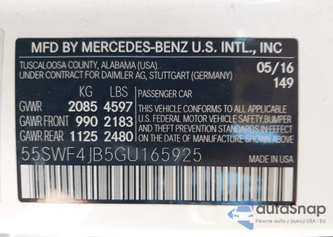 2016 Mercedes-Benz C 300 Sport z USA, uszkodzony, nr VIN 55SWF4JB5GU165925